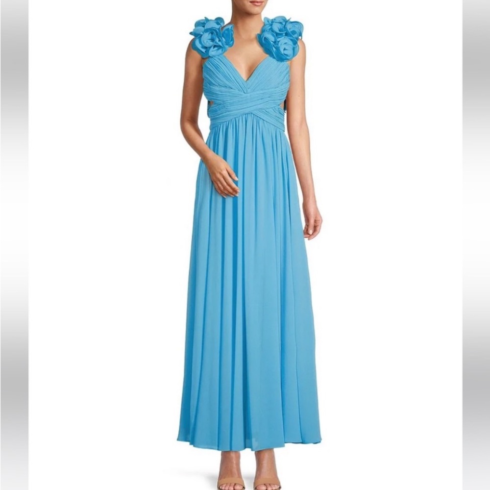 NWT Antonio Melani
Manila Rosette Sleeveless V-
Neck A-Line Maxi Dress